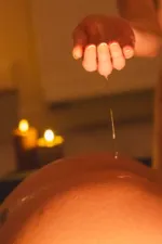 Tantresse : l'art du massage tantrique